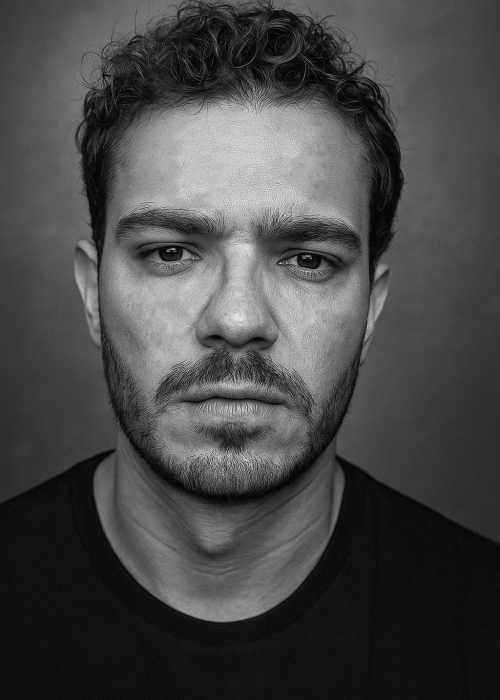 20250806_1036_Timeless Black-and-White Portrait_remix_01k1zsakg6etg8bvs1dsa8sgg5